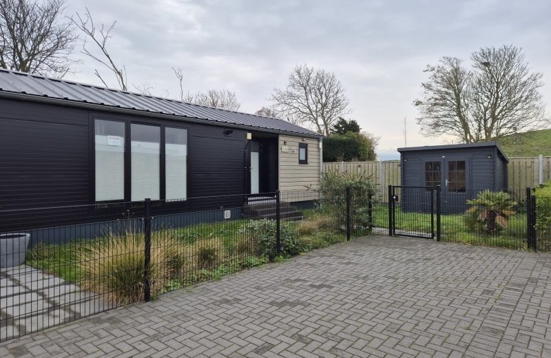 Buitenkant 69034215c7d75