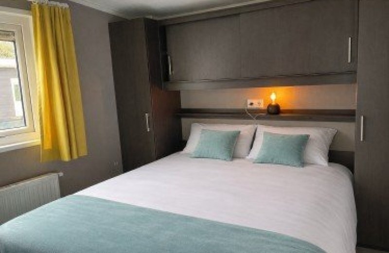 Grote slaapkamer 69a6a123ed4a9